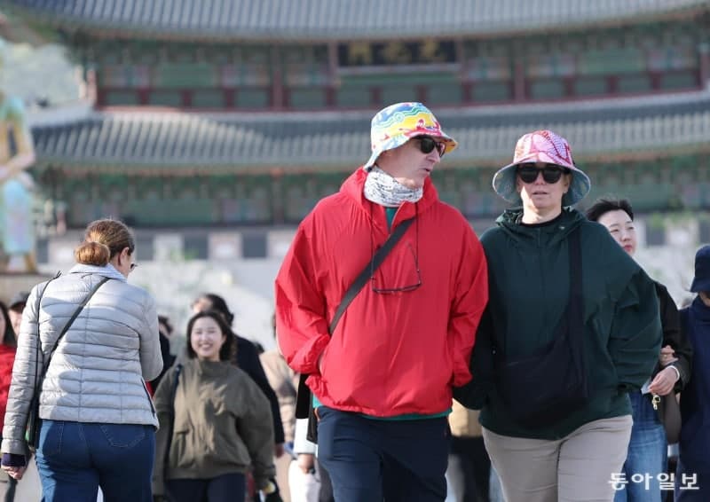 사상 첫 4월 하순 한파특보…오늘 출근길 최저 2도, 황사까지 덮쳐