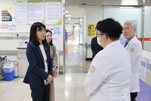 강윤진 보훈차관, '보훈병원 의료소모품 수급 상황' 현장점검