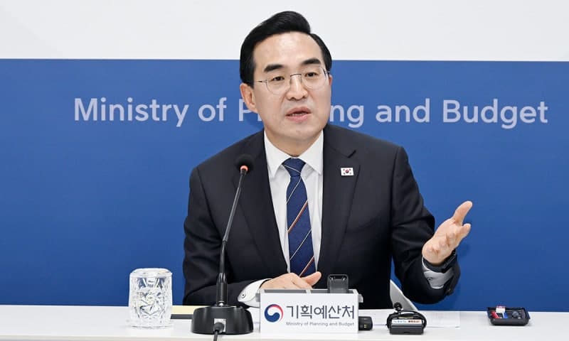 박홍근 "IMF, 韓 부채비율 과대 전망… 엄격하게 관리 중"
