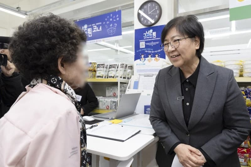 복지부·수출입은행·HK이노엔, '그냥드림' 사업에 5억 원 매칭 기부 협약