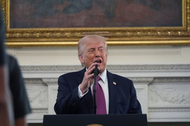 트럼프 "관세 환급 신청 안 한 기업들 기억할 것… 금리 안 내리면 실망"