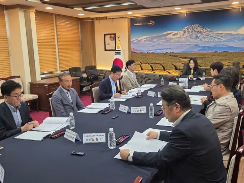 제주도의원 정수 45명, 비례 13명 확정에도 양당 독식 우려