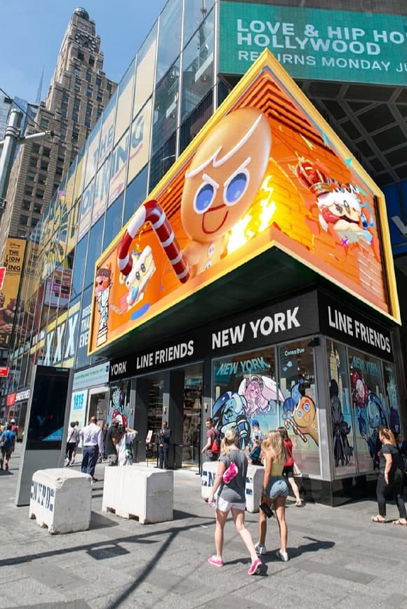 뉴욕 타임스스퀘어 '쿠키런' 팝업스토어, 이틀 만에 1만명 몰려