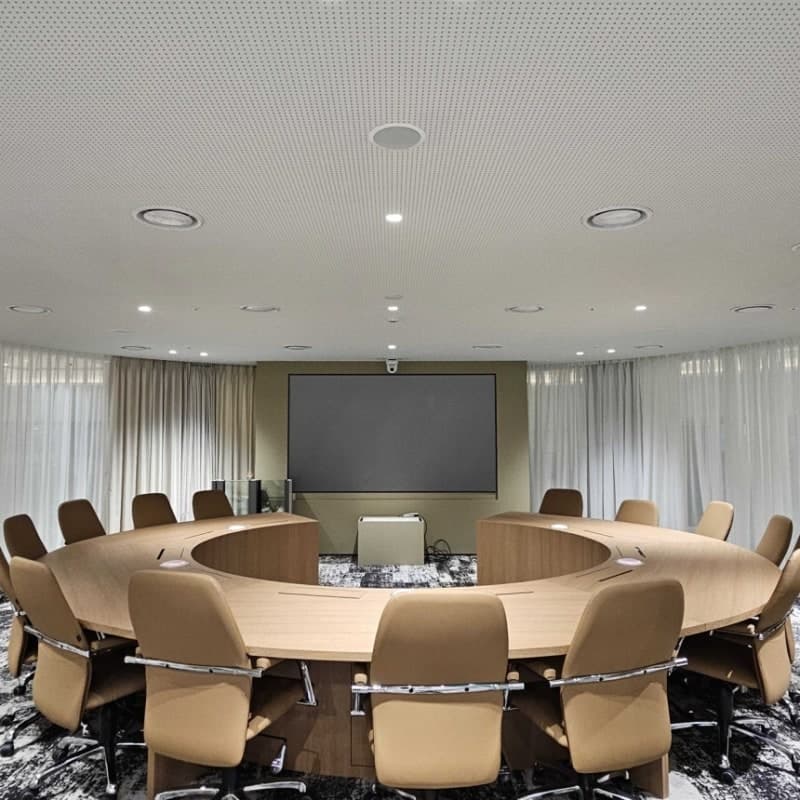 KCC, "흡음 성능·디자인 강화" 전면 타공 '사운드윈 제로' 출시