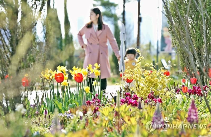 세종수목원, '왕과 사는 식물' 교육 프로그램 운영…조선 왕실 기록 문화 접목