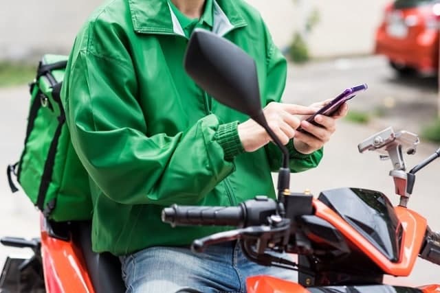 TS, "안전하게 배달하면 포상"…배달 라이더 안전운전 리워드 챌린지 시행