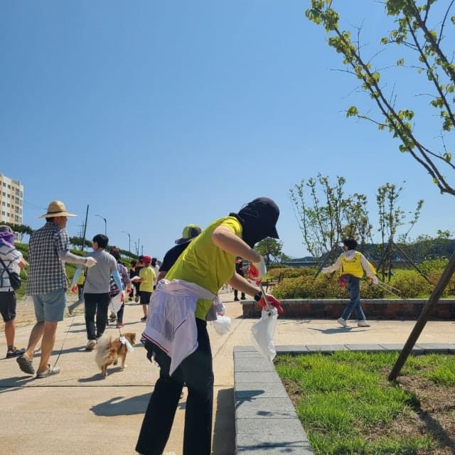 “양양남대천 걸으며 건강도 환경도 지켜요” 양양군, 25일 플로깅 캠페인 개최