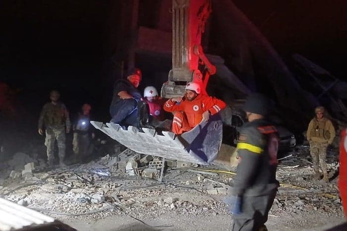 이스라엘, 휴전 중 레바논 맹폭…종군기자 포함 5명 사망