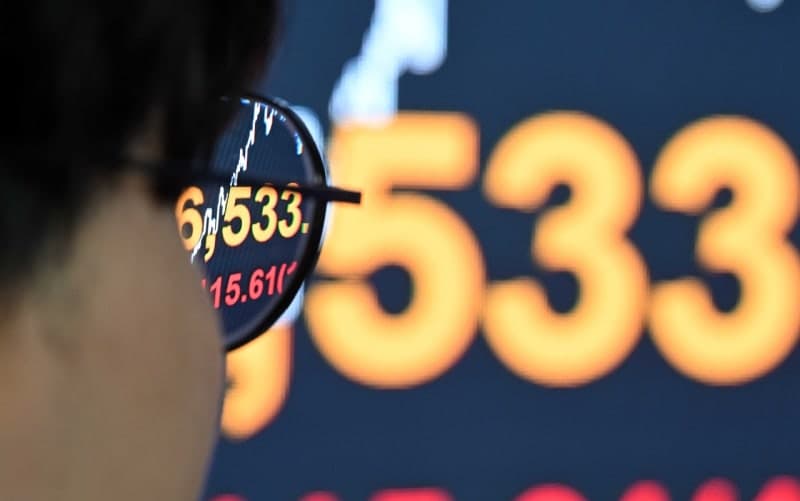 코스피, 반도체 훈풍·실적 기대에 사상 첫 6500선 돌파…'7천피'도 넘본다