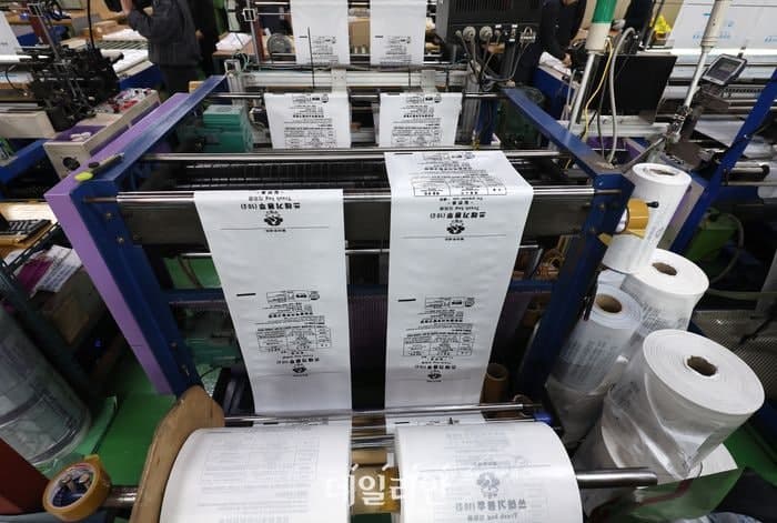 금융권, 중동 위기 속 나프타 수급 지원…수입신용장 한도 확대