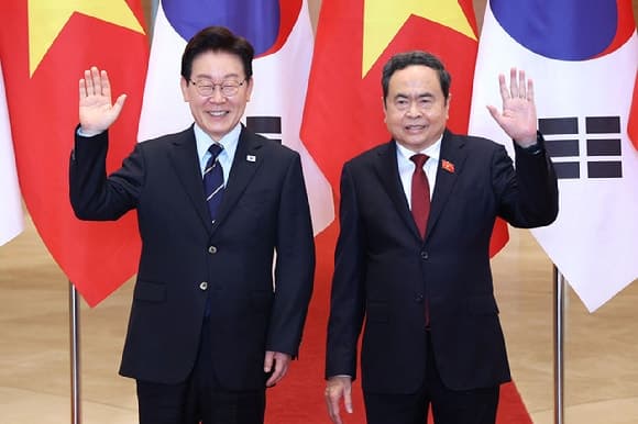 이 대통령 "한·베트남, 수교 당시보다 인적 교류 2,400배 증가…베트남 선진국 도약 여정 함께하겠다"