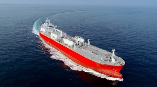 울산항서 세계 최초 암모니아 추진선 벙커링 실증…"친환경 공급망 선도"