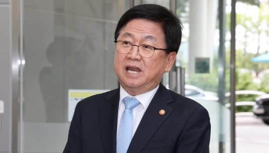 최교진 교육장관 "학교체육, 전인교육의 토대…운동회 소음 이해 부탁"