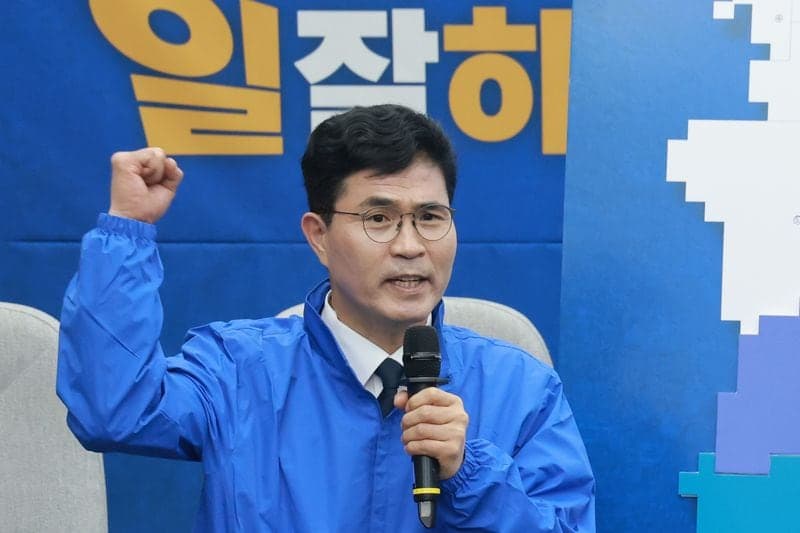 이원택 "희망의 바다 향해 출항할 때…승선 꺼리는 분 있어"