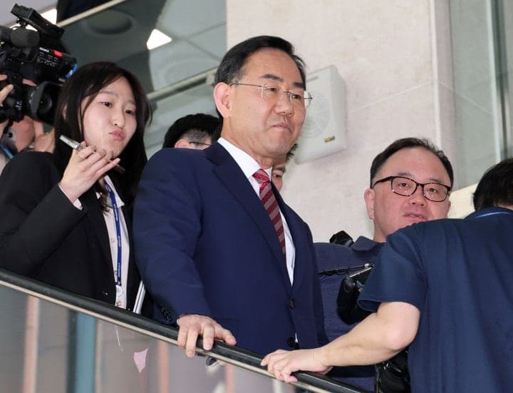 주호영, 대구시장 불출마 선언…장동혁에 "물러날 때를 알아야" 직격