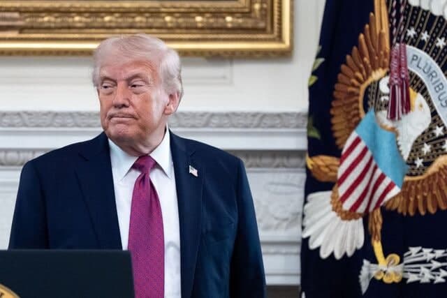 트럼프 "호르무즈 해협에 기뢰 설치하는 모든 선박 격침 명령"…美·이란, 선박 나포 영상 공개하며 기싸움