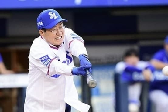 홍준표, 삼성 라이온즈 4연패에 "새가슴 투수·1할 타자들…삼성은 참 돈이 많은가 보다" 직격