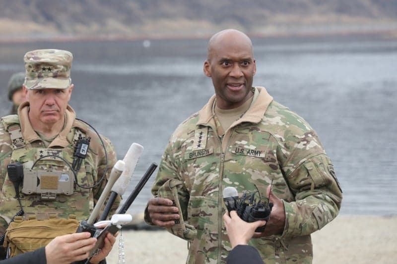美, 中견제 위해 한국을 전투기-군함 정비 허브로 만든다…“한국을 권역지원 허브로”