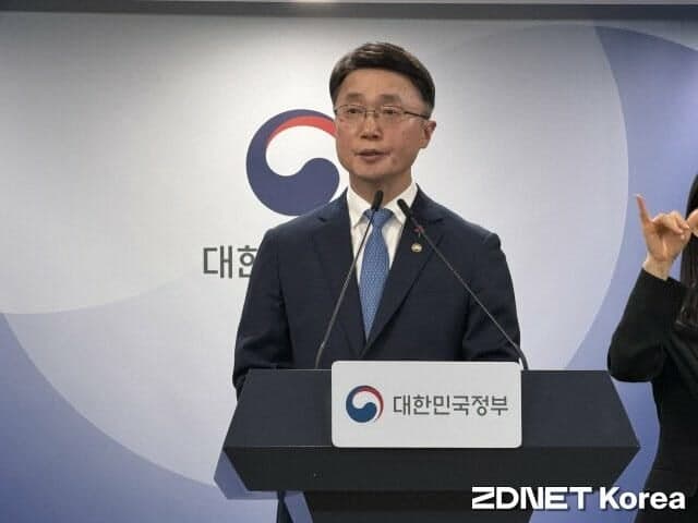 류제명 차관 "AI·ICT 석·박사 인재, 국가 경쟁력 핵심"…청년 연구자와 소통