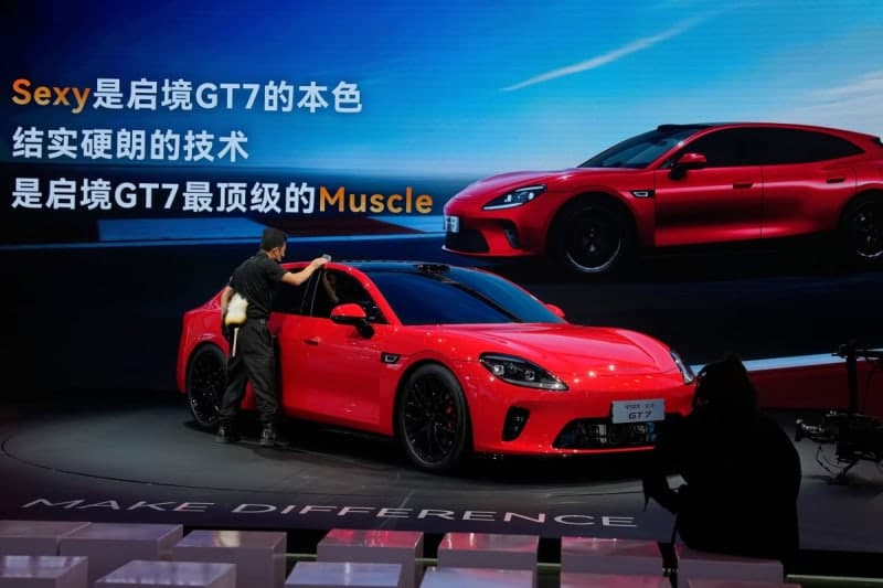 中화웨이, 자율주행에 17조원 쏟아붓는다…'태슬라 나와라' 시장 주도권 굳히기 총력