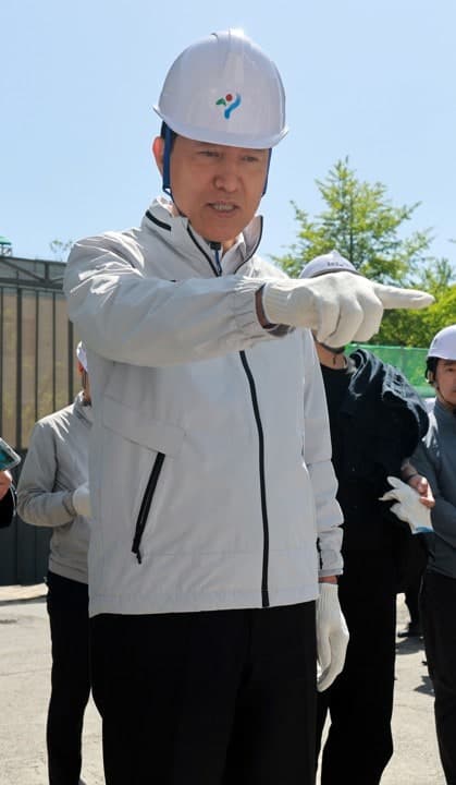 오세훈, "장동혁, 자숙·결단 필요한 시점…낮은 지지율 책임감 느껴야"