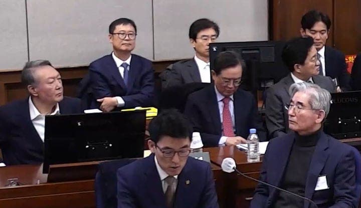 '평양 무인기' 윤석열·김용현, 일반이적 혐의 오늘 1심 결심 공판