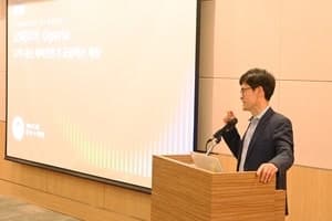 LGU+, 웰컴저축은행과 손잡고 'AI 금융비서' 출시 "결제 내역 알려줘"