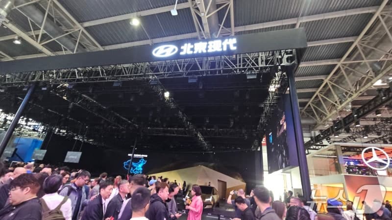 현대차, 中 '아이오닉 V'로 재도전…초현지화 전략 승부수