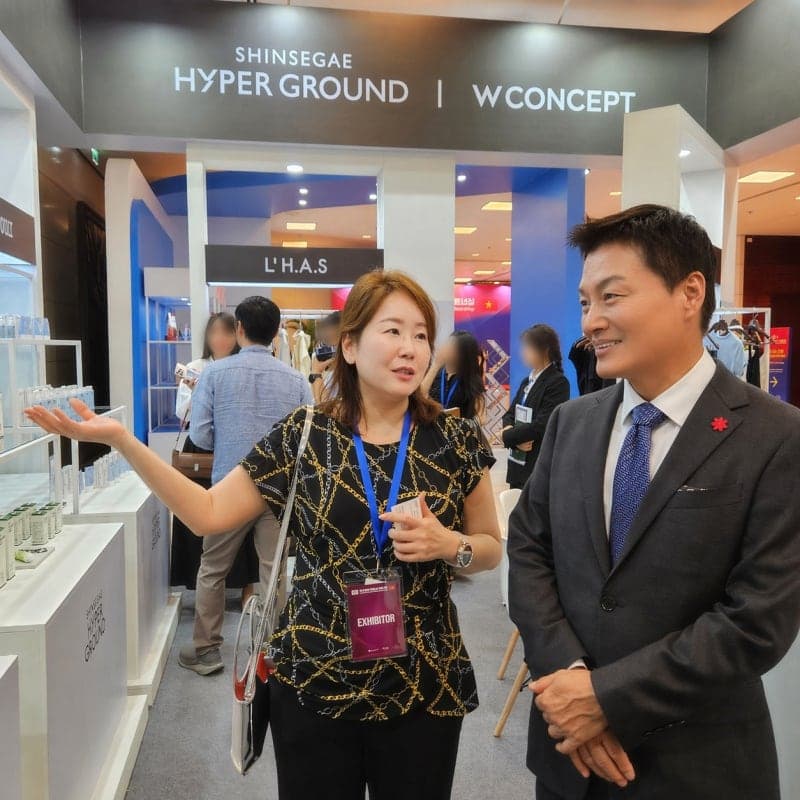 신세계百, 베트남서 K-뷰티 쇼케이스 개최…중소기업 해외 진출 지원