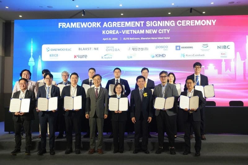 LH, 'K-신도시' 베트남 박닌성 동남신도시 사업 본궤도…민관협의체 기본 협약 체결