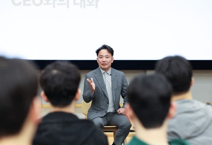 김택진 엔씨 대표 “AI 시대 경쟁력은 통찰력”