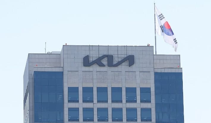 기아 1분기 최대 매출에도 수익성 급락…관세 직격탄
