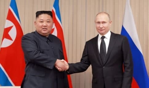 김정은·푸틴 첫 상봉 7주년, 북한 "전면 협력 강화"…러 장관 3명 방북