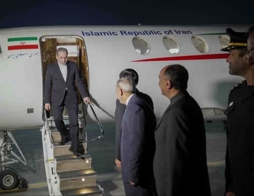 이란 국영방송 "아라그치 외무, 파키스탄 등 순방…이번에 미국과 안 만나"