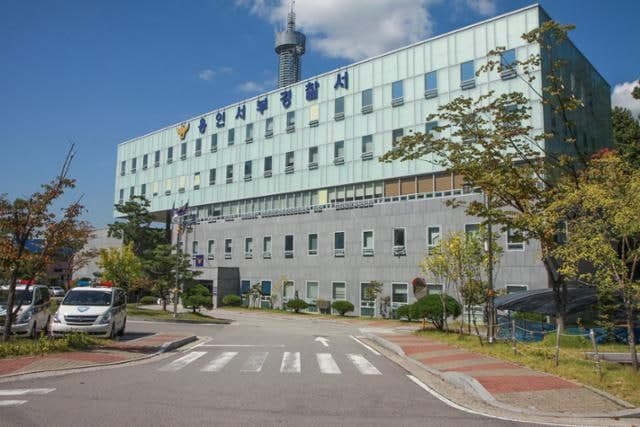 일면식 없는 초등학생 발로 찬 40대 남성, 검찰 송치