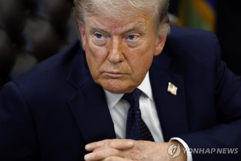 트럼프, 유가 상승 압박에 '美선박만 美항구간 운송' 존스법 유예 90일 연장