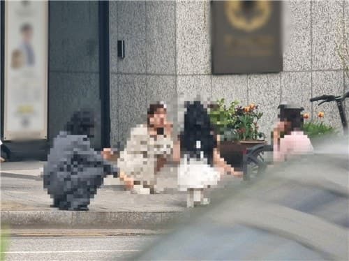 강남 초등학교 100m 앞 '사이버 룸살롱'…막을 법이 없다