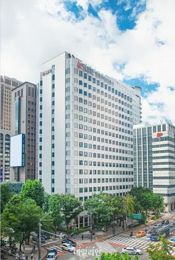 무보, 방산 중소기업의 묶인 자금 풀어 수출 견인…중기 방산 첫 '직접 지원'