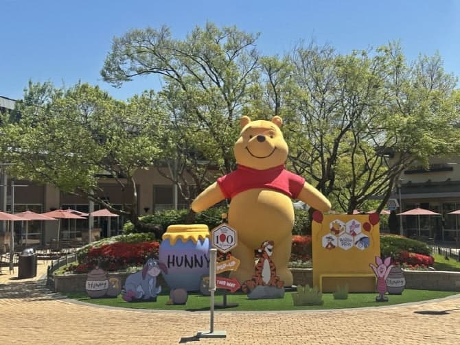 "인기 캐릭터와 함께" 신세계사이먼, 여주 아울렛서 초대형 '곰돌이 푸' 팝업 연다