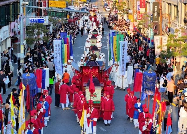'왕사남' 흥행에 단종문화제 성황리 폐막…영월 방문객 2배 급증