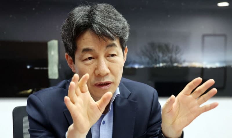 윤건영, 민주당에 "누구 내세워도 된다? 위험한 생각"…절박함과 겸손 주문