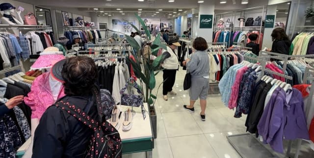 형지, "선물 부담 낮춘다" 고유가 대응 가정의 달 가성비 의류·선물 대폭 확대