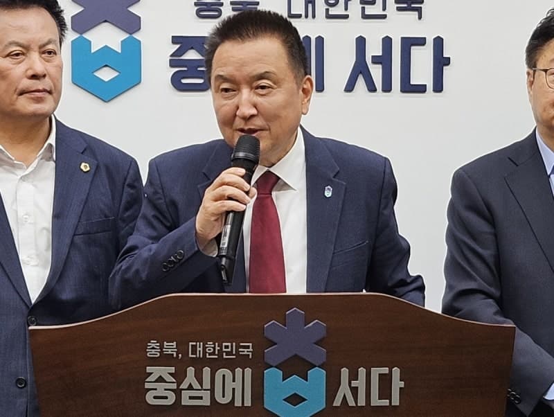 국민의힘 충북지사 후보에 김영환 현 지사 확정…민주당 신용한과 본선 맞대결