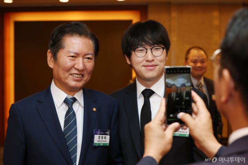 정청래 "하정우, 부산 북갑에 '안성맞춤'...어제 만나 설득, 좋은 소식 전할 듯"