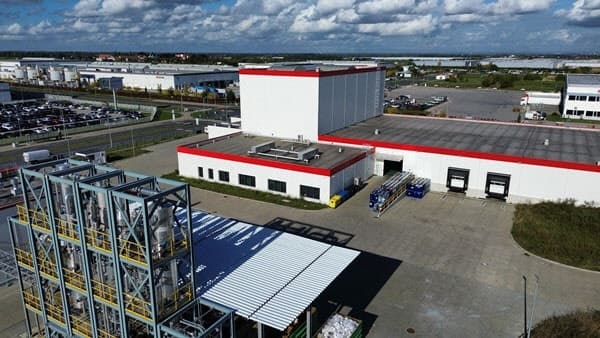 엔켐, "중저가 전기차도 접수" 유럽 전해액 시장 공략 본격화