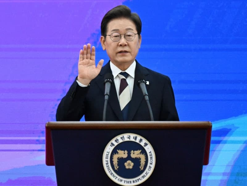 이 대통령 지지율 62.2%…7주 연속 60%대 유지, 민주 51.3%·국힘 30.7%