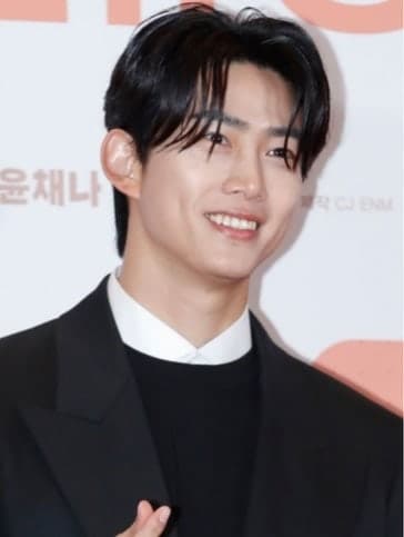 비공개 옥택연 결혼식, 中 관광객 '도둑 촬영'…신부 얼굴까지 유출돼 사생활 침해 논란