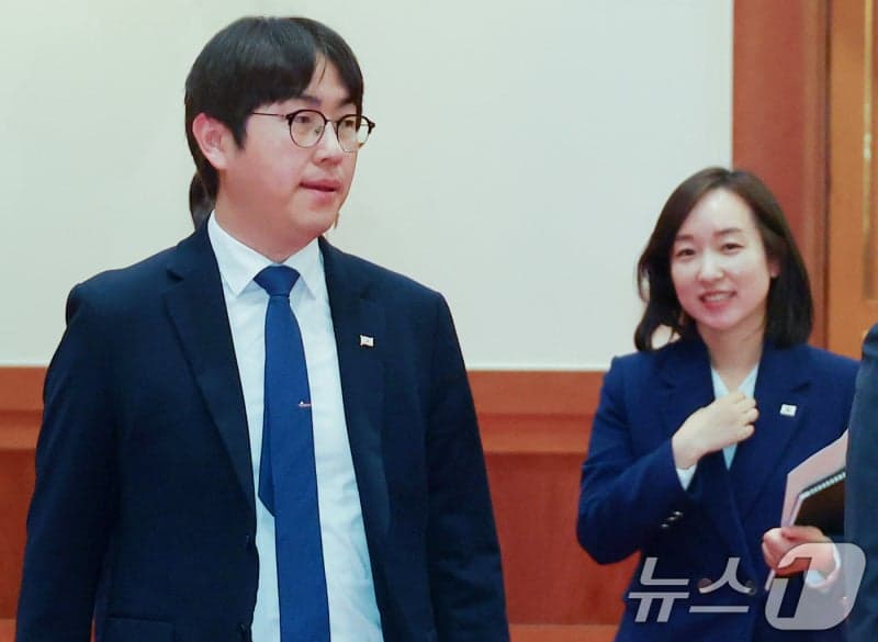 하정우·전은수 靑 참모, 보선 출마