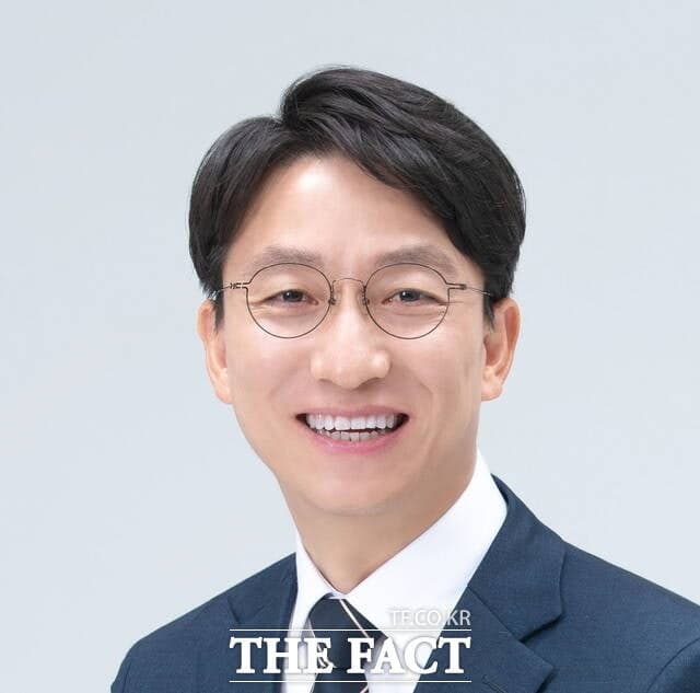 조국혁신당 익산지역위, "유권자 주권 박탈한 선거구획정안 폐기하라" 촉구하며 선거운동 중단