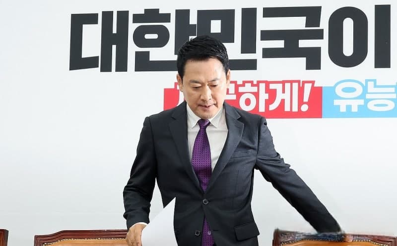장동혁 "김용 공천 주장, 이재명 대통령과 연결 때문…입 열면 재판 재개"